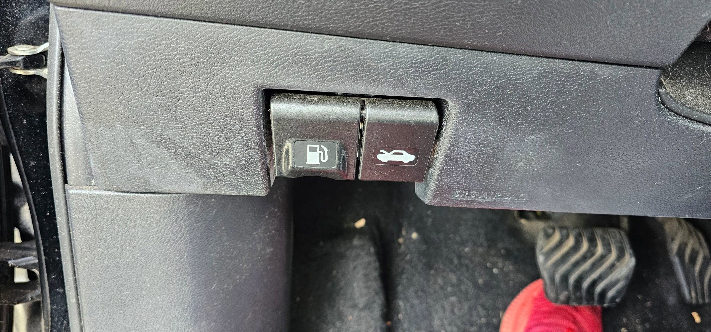 Used 2020 Nissan Versa SR image 22