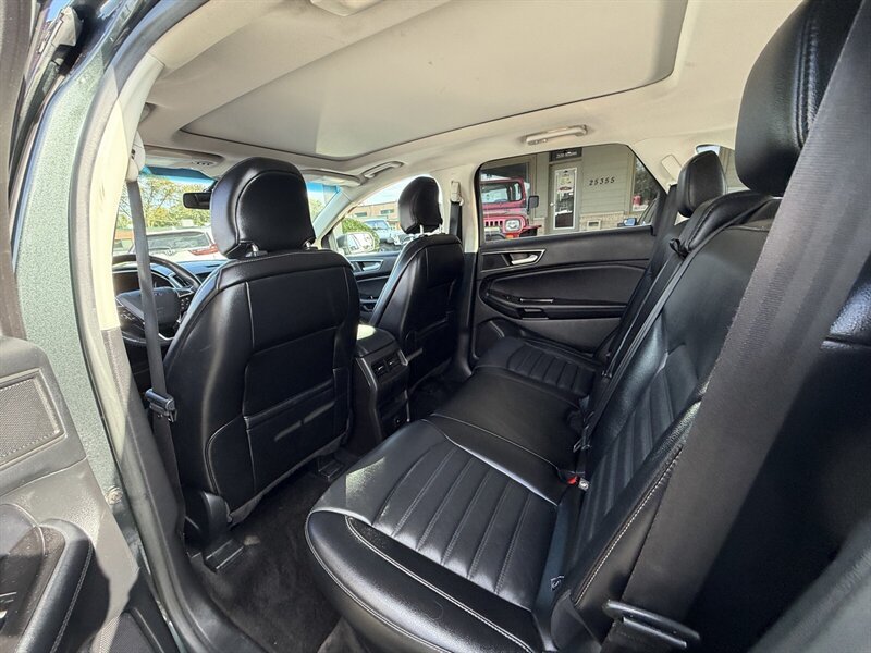 Used 2015 Ford Edge SEL w/ Equipment Group 201A AWD/4WD image 14
