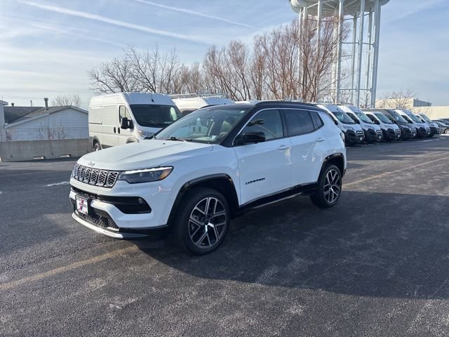 Used 2025 Jeep Compass Limited w/ Elite Group AWD/4WD image 1
