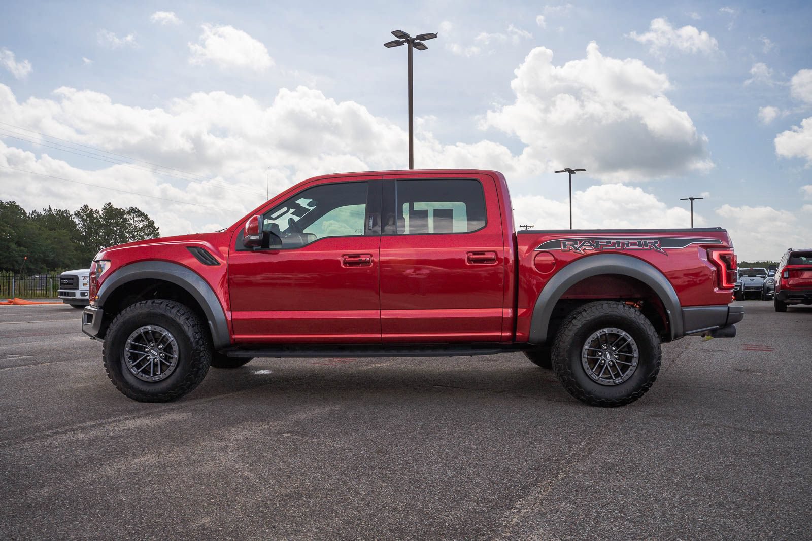 Certified 2020 Ford F150 Raptor w/ Equipment Group 802A Luxury AWD/4WD image 11