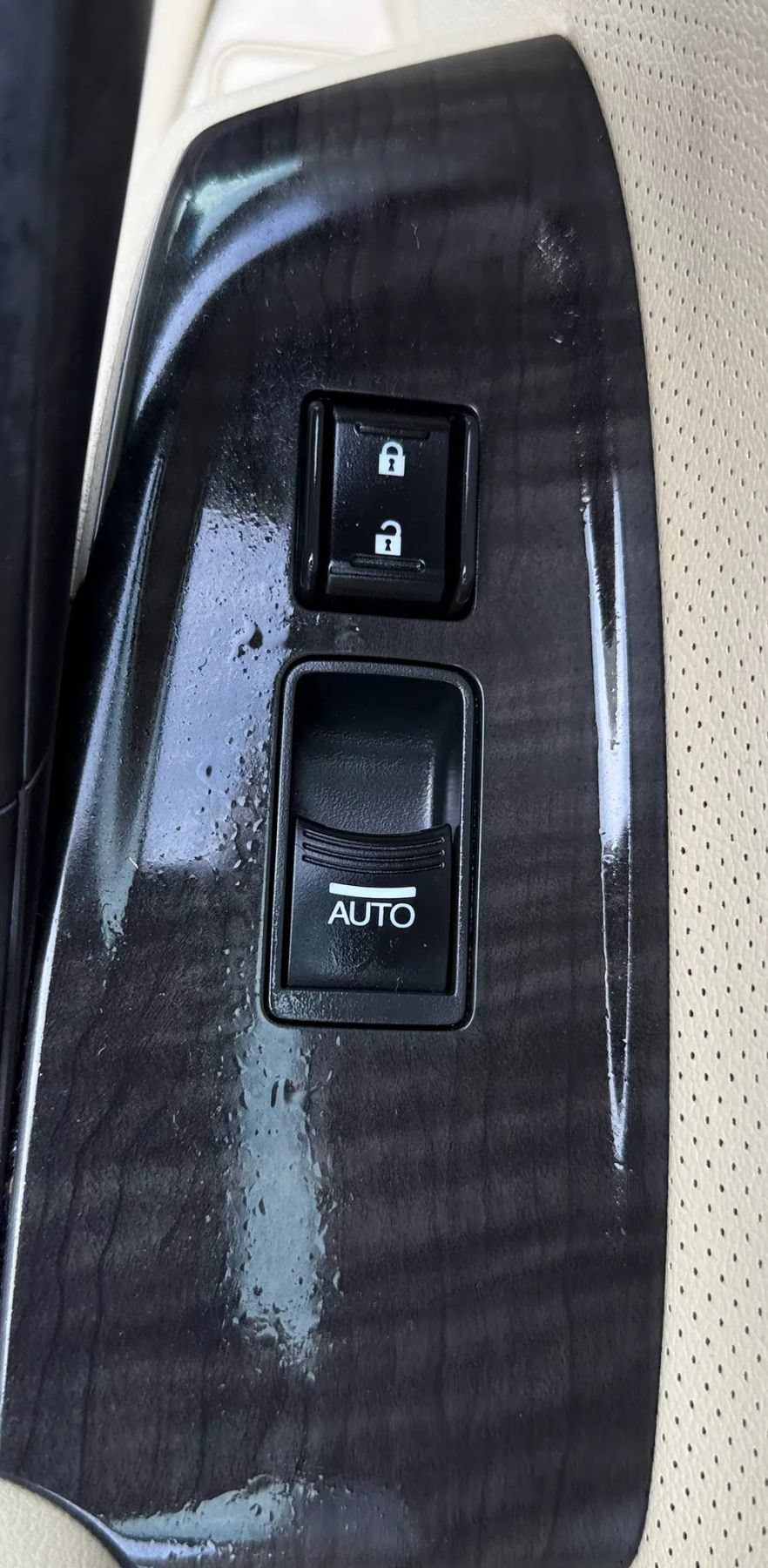 Used 2012 Acura TSX Sedan FWD image 37