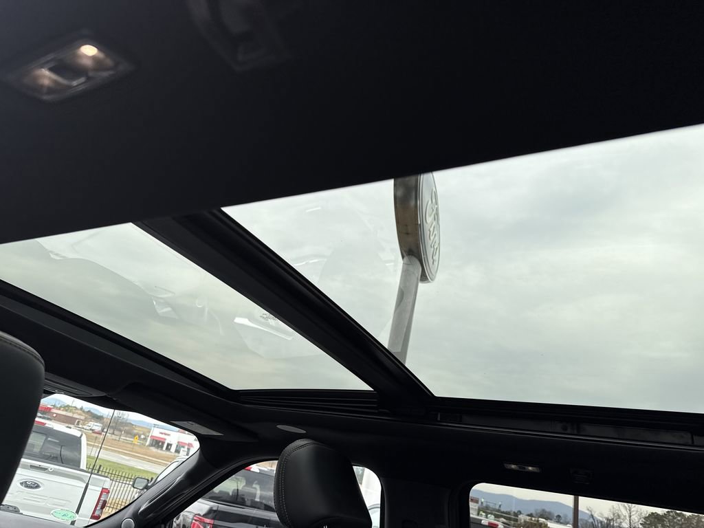 Used 2022 Ford F150 Platinum w/ Equipment Group 701A High image 22