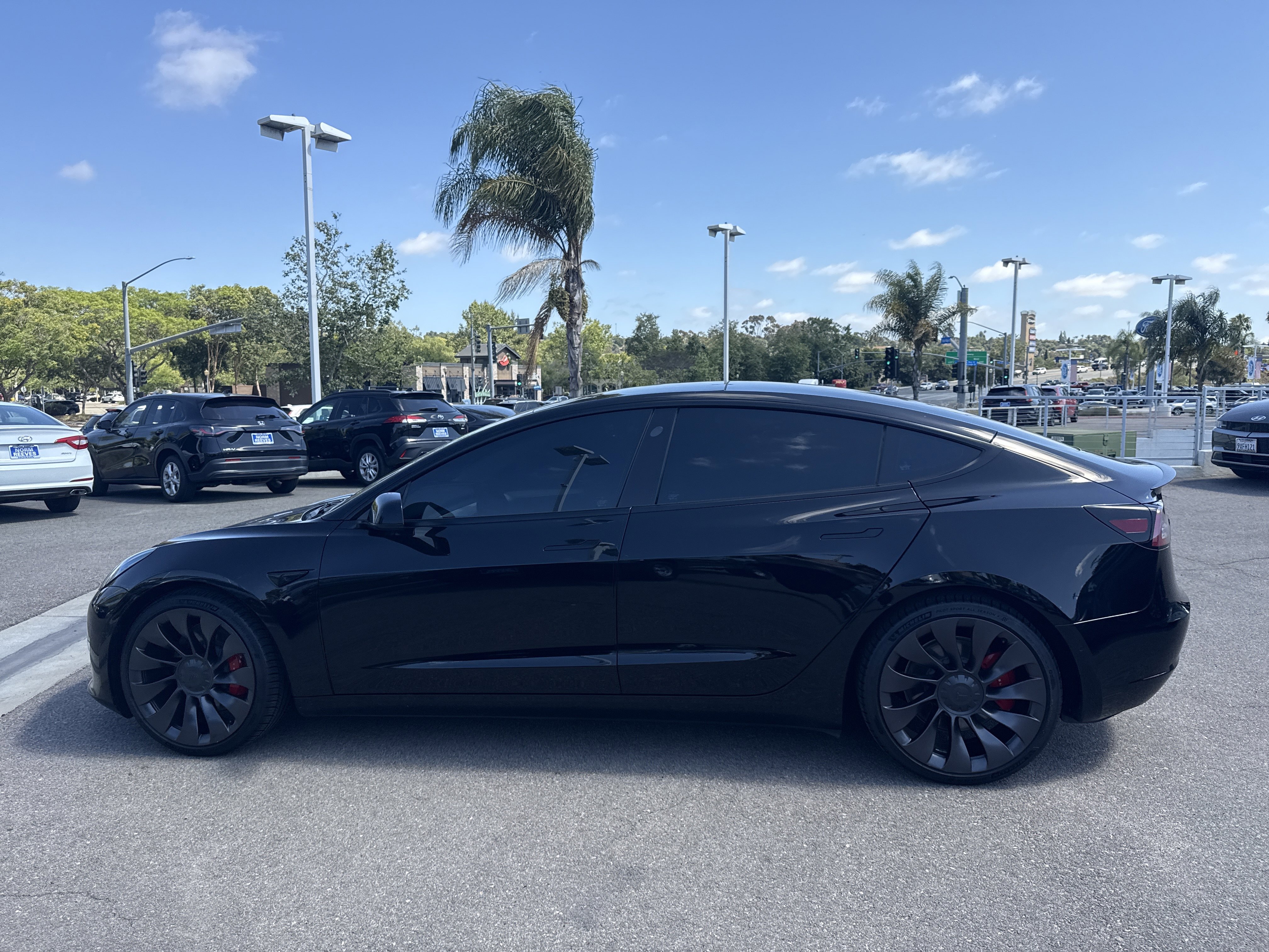 Used 2022 Tesla Model 3 Performance AWD/4WD image 2