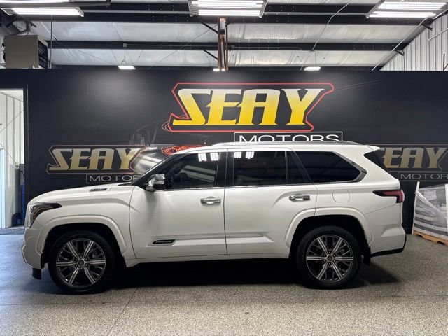 Used 2023 Toyota Sequoia Capstone AWD/4WD image 2