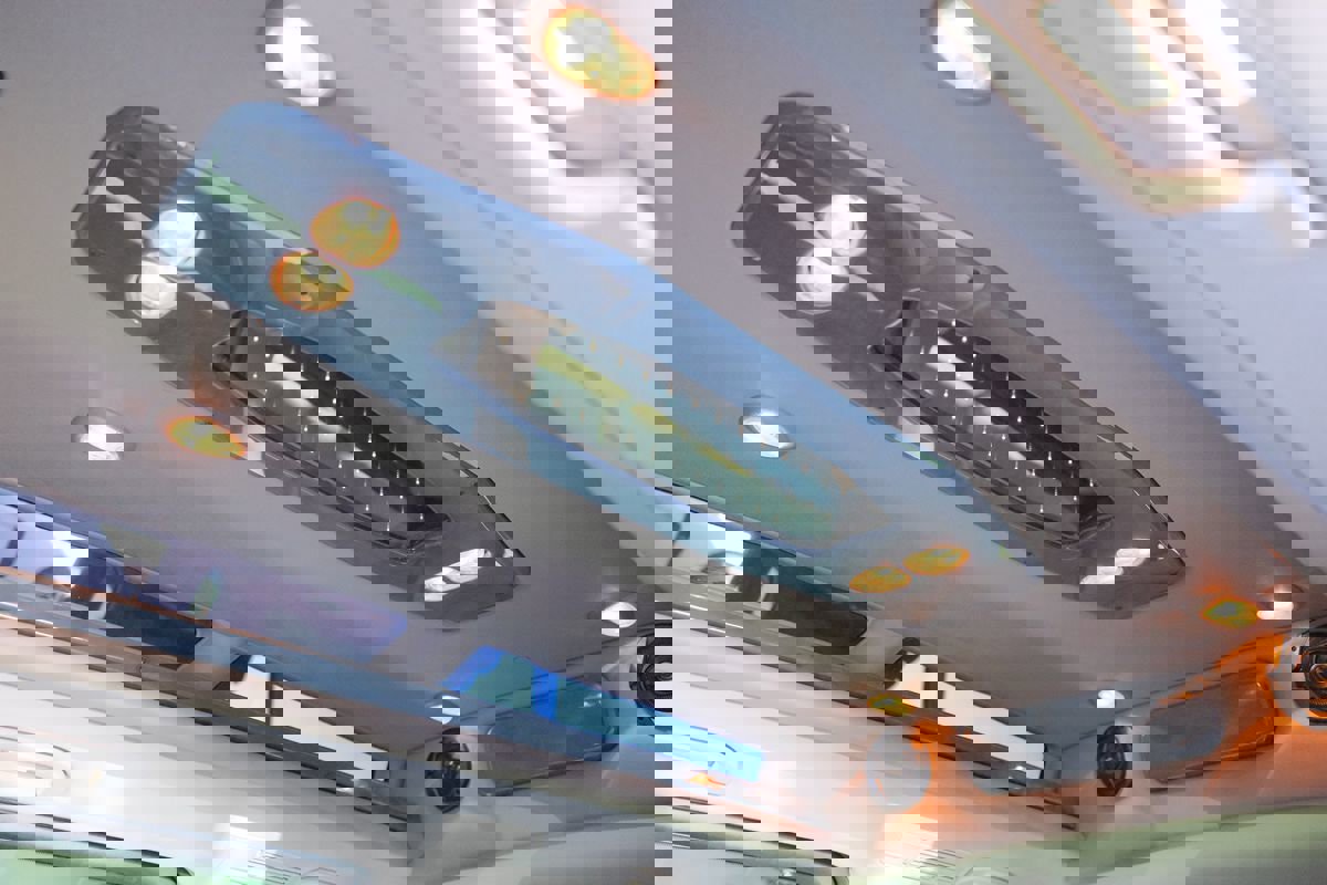 Used 2018 Mercedes-Benz Metris Passenger image 25