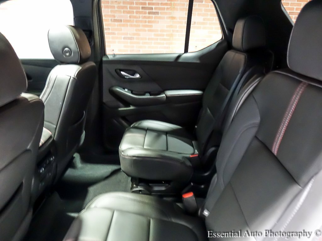Used 2022 Chevrolet Traverse RS image 18