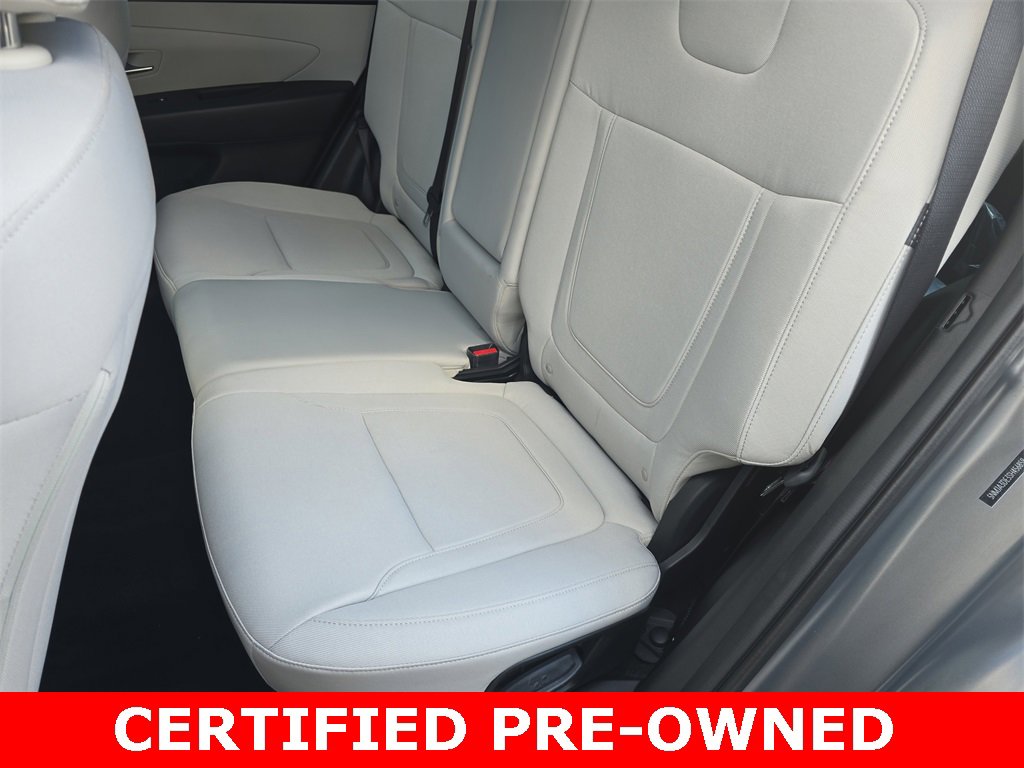 Certified 2025 Hyundai Tucson SE image 13