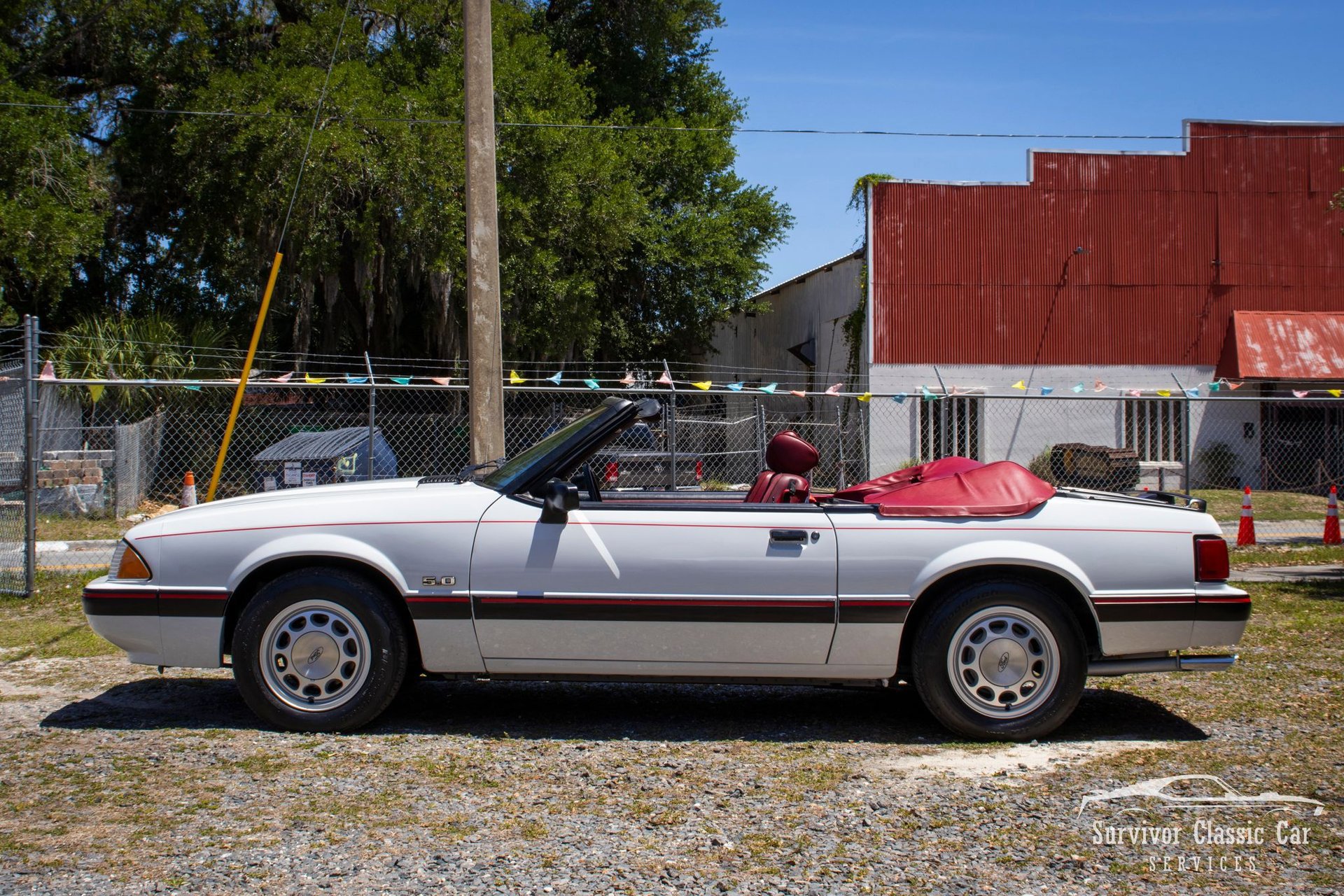 Used 1989 Ford Mustang LX RWD image 5