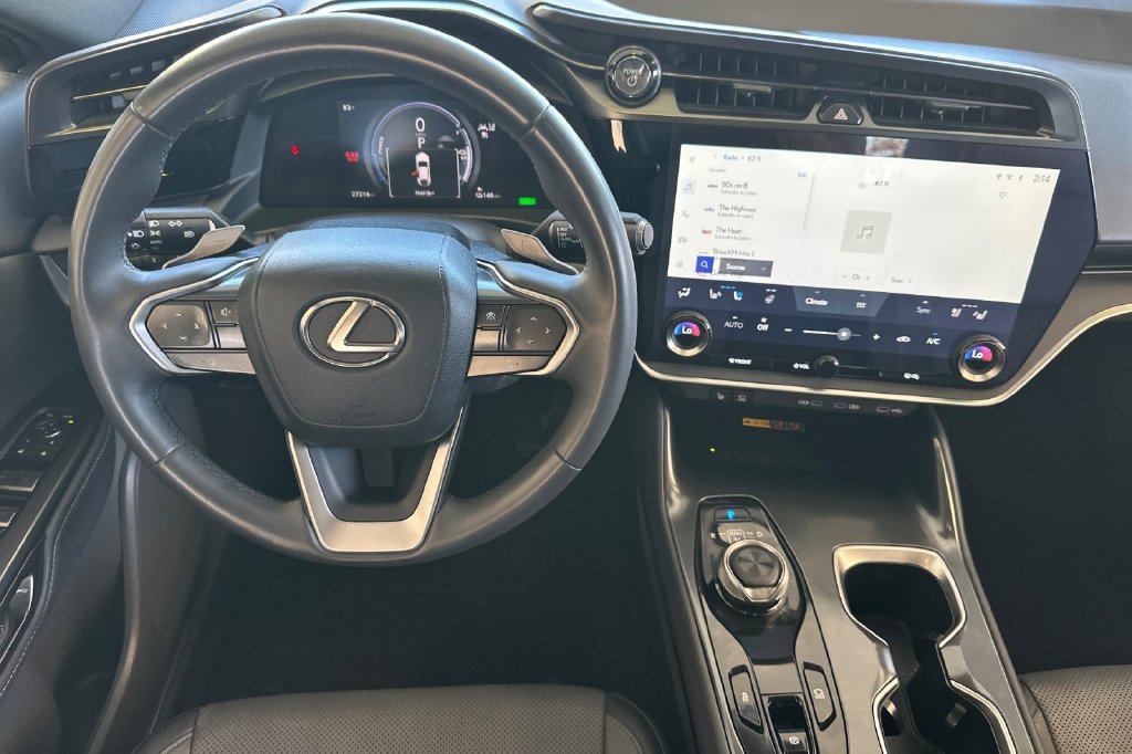 Used 2023 Lexus RZ 450e Premium w/ Technology Package AWD/4WD image 16