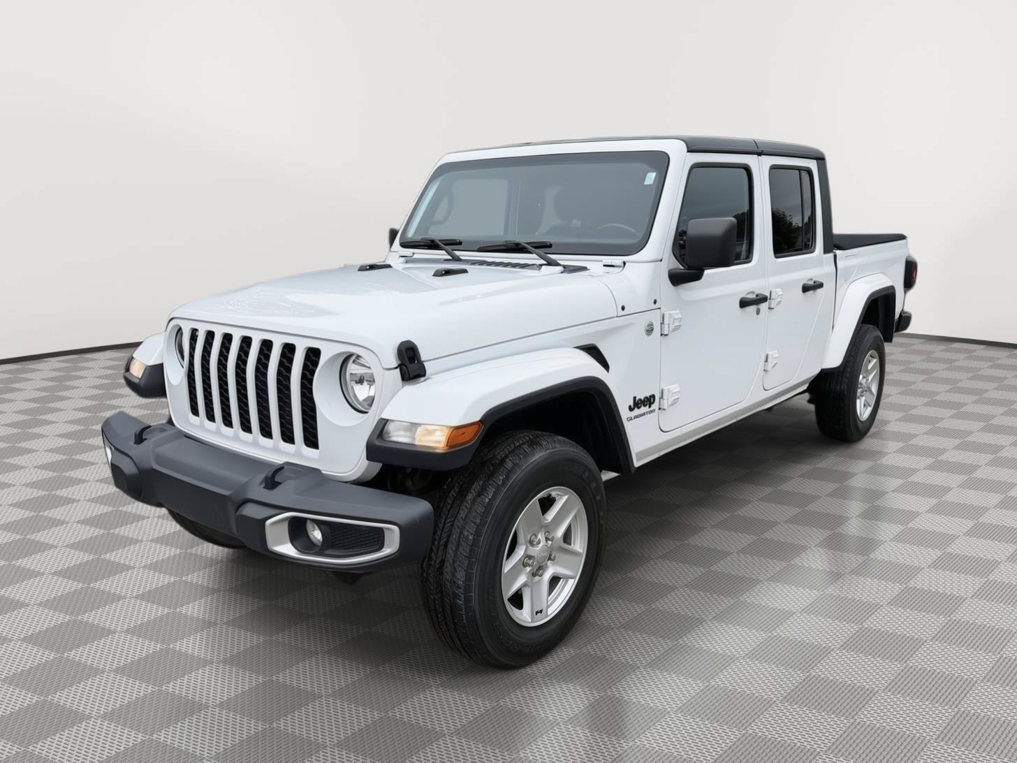 Used 2020 Jeep Gladiator Sport w/ Quick Order Package 24S AWD/4WD image 3