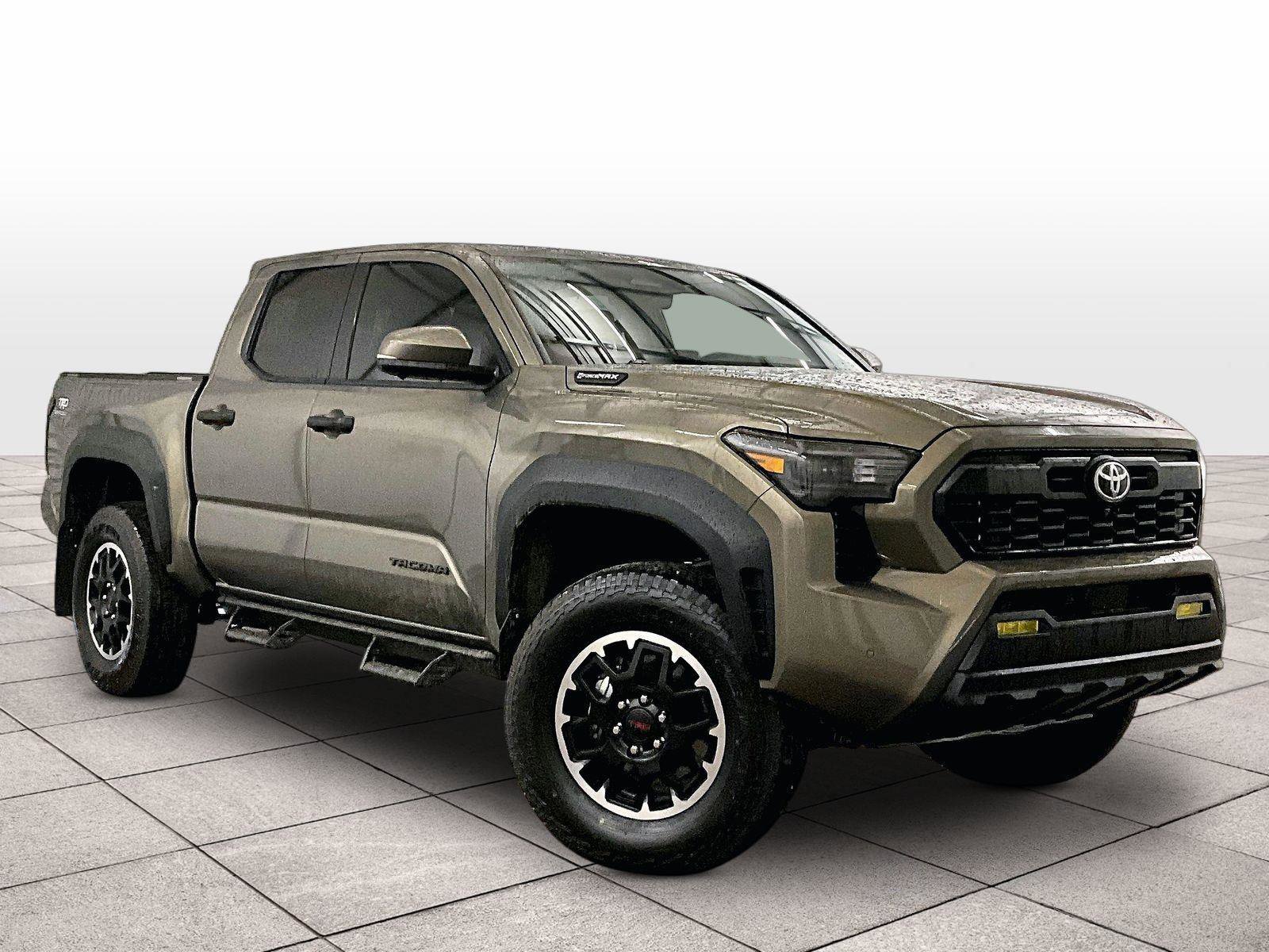 Used 2024 Toyota Tacoma TRD Off-Road w/ TRD Off Road Premium Package AWD/4WD image 2