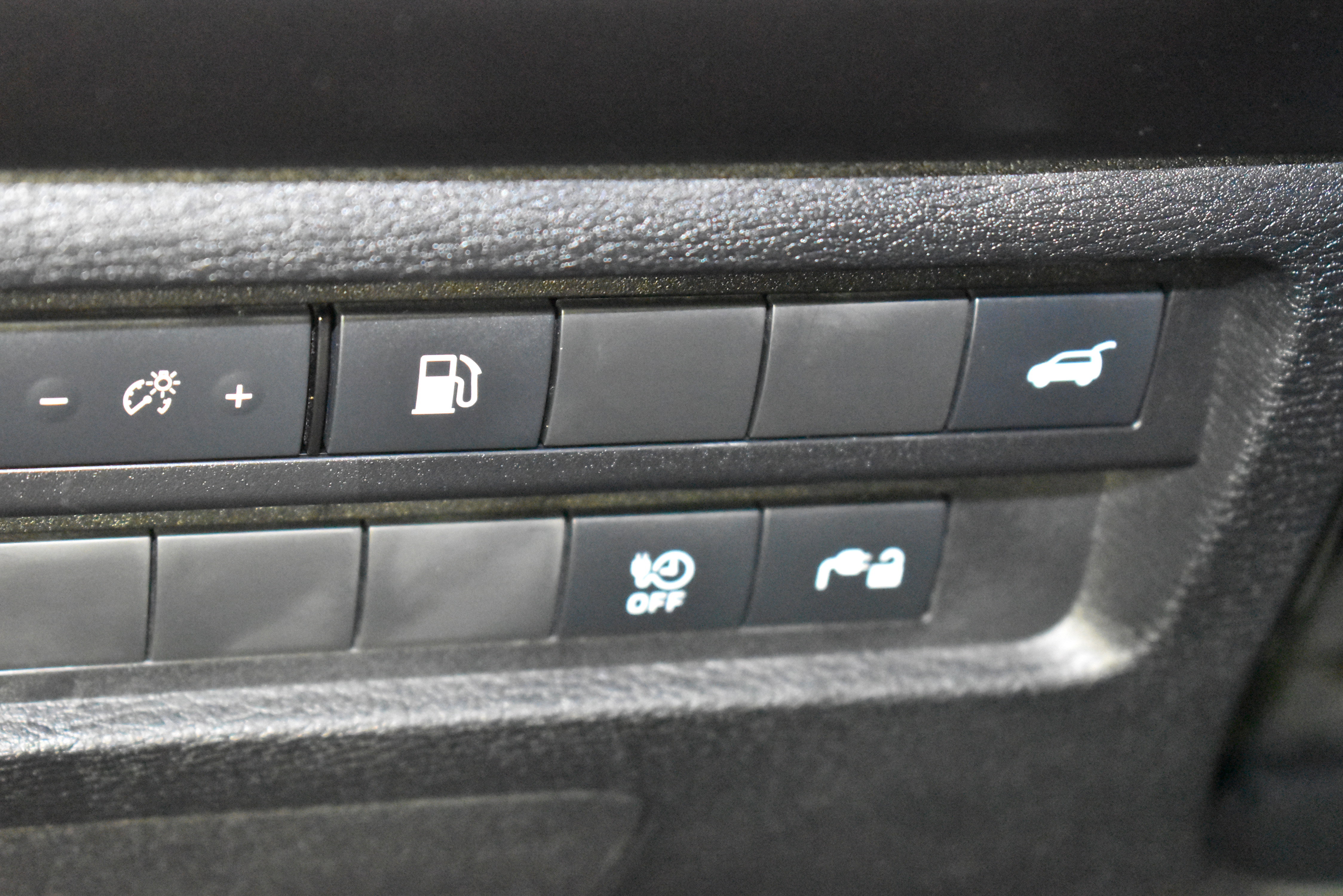 Used 2024 Mitsubishi Outlander SE image 34