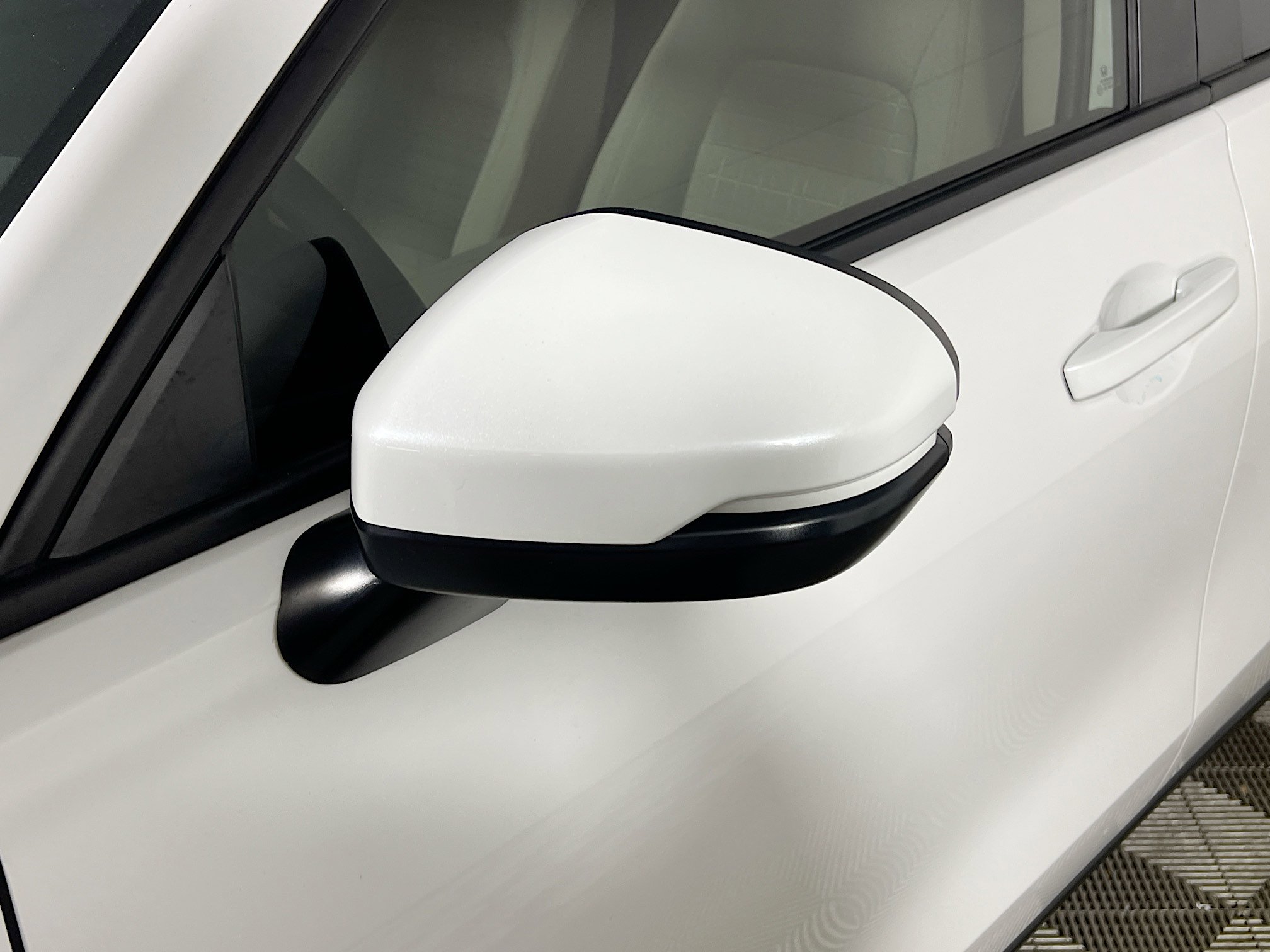 Used 2024 Honda HR-V LX image 13