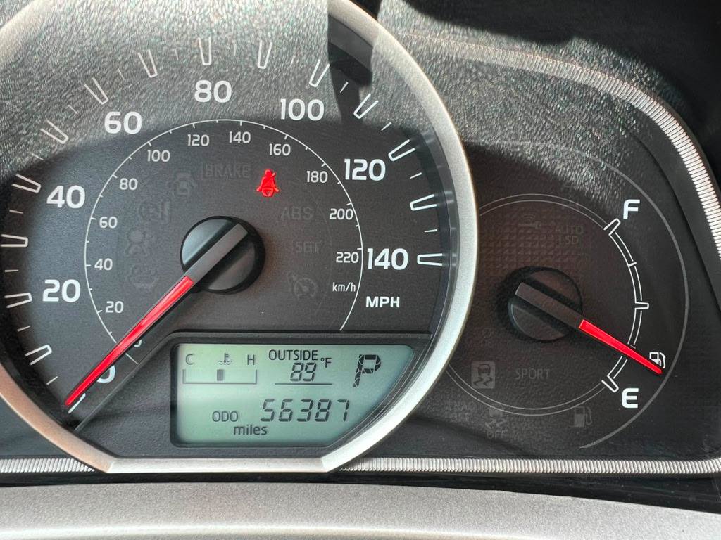 Used 2013 Toyota RAV4 LE AWD/4WD image 19