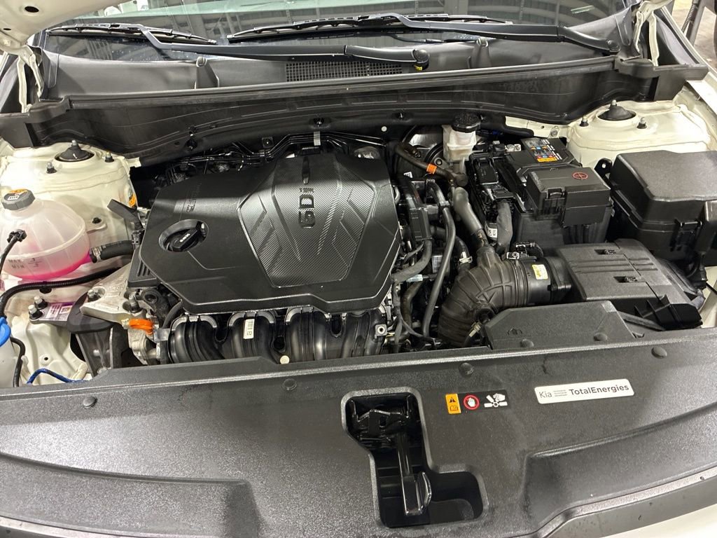 Certified 2023 Kia Sportage LX image 12