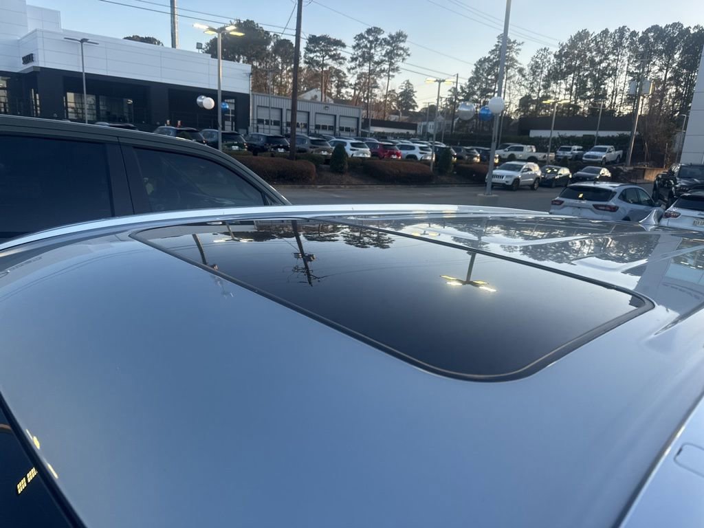 Used 2016 Toyota Highlander XLE image 8