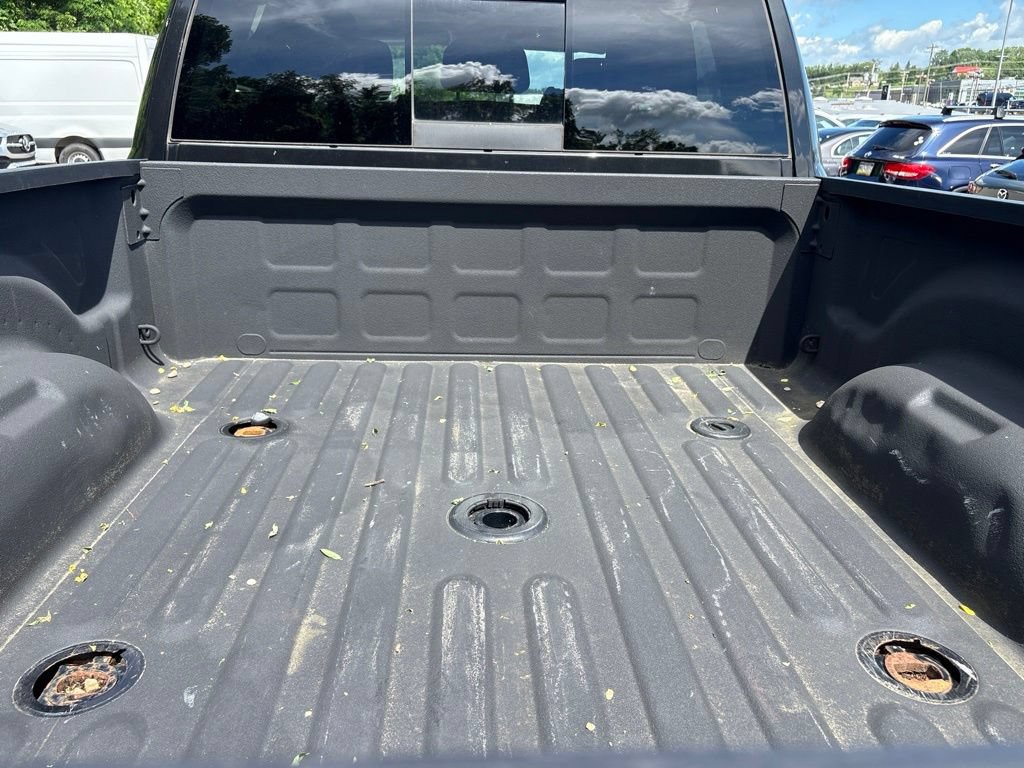 Used 2018 RAM 3500 Laramie Longhorn w/ Snow Chief Group AWD/4WD image 9