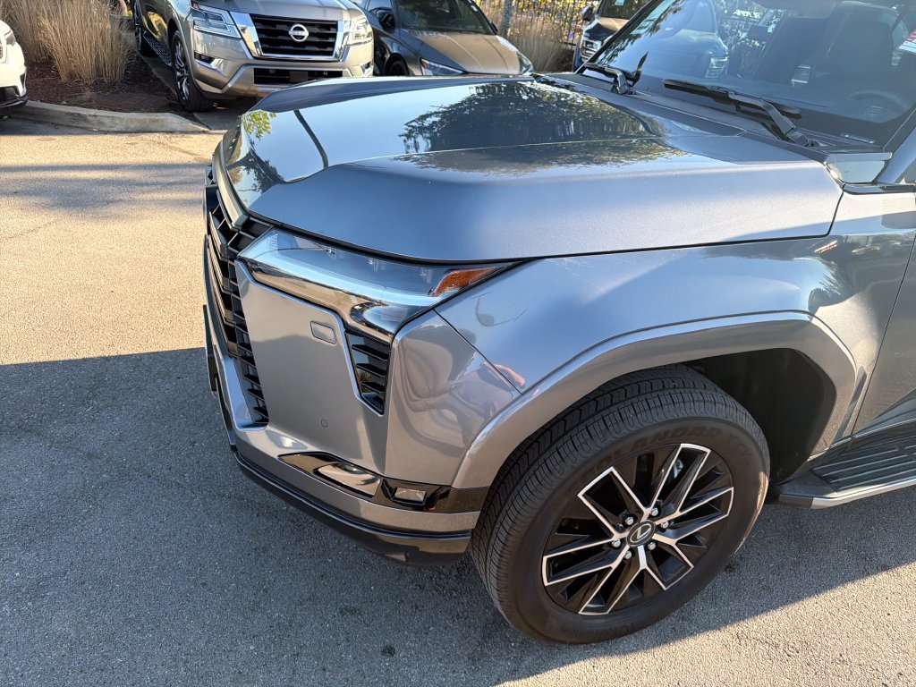 Used 2026 Lexus GX 550 w/ Cold Area Package AWD/4WD image 45