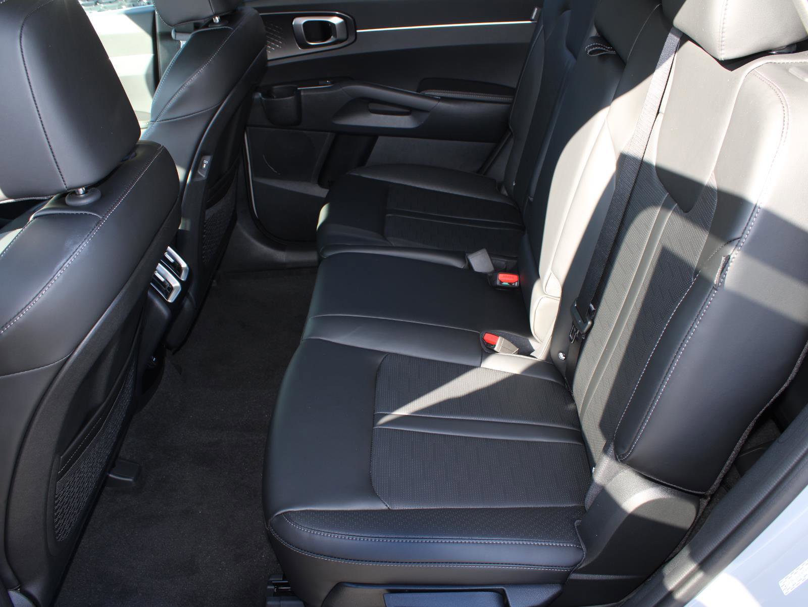 New 2026 Kia Sorento S image 15