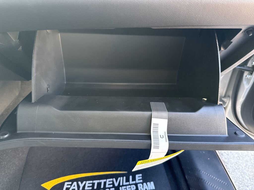 Used 2024 Dodge Charger R/T w/ Plus Group image 38