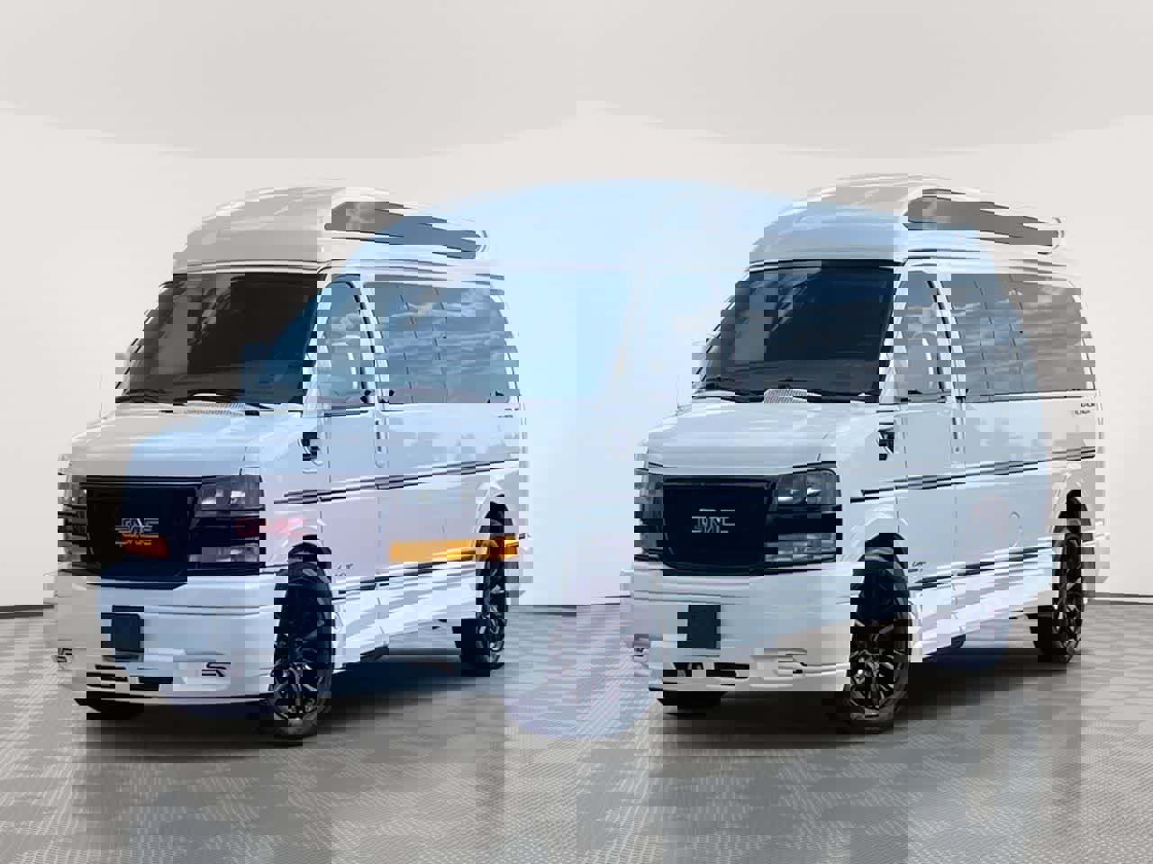 Used 2019 GMC Savana 2500 Extended w/ Enhanced Convenience Package