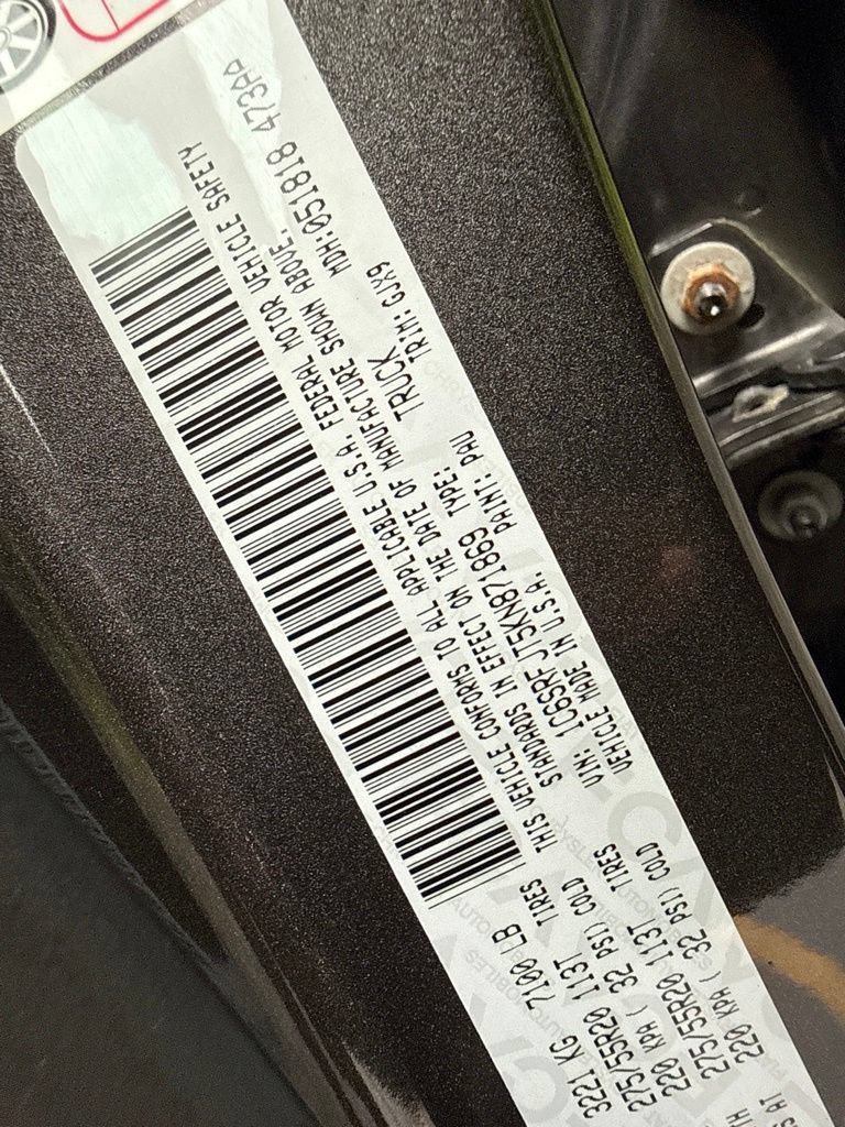 Used 2019 RAM 1500 Laramie AWD/4WD image 10