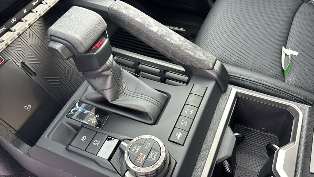 New 2026 Toyota Tacoma TRD Off-Road w/ TRD Off Road Premium Package AWD/4WD image 19