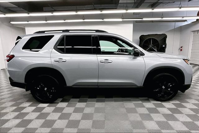 Used 2026 Honda Pilot Black Edition image 15