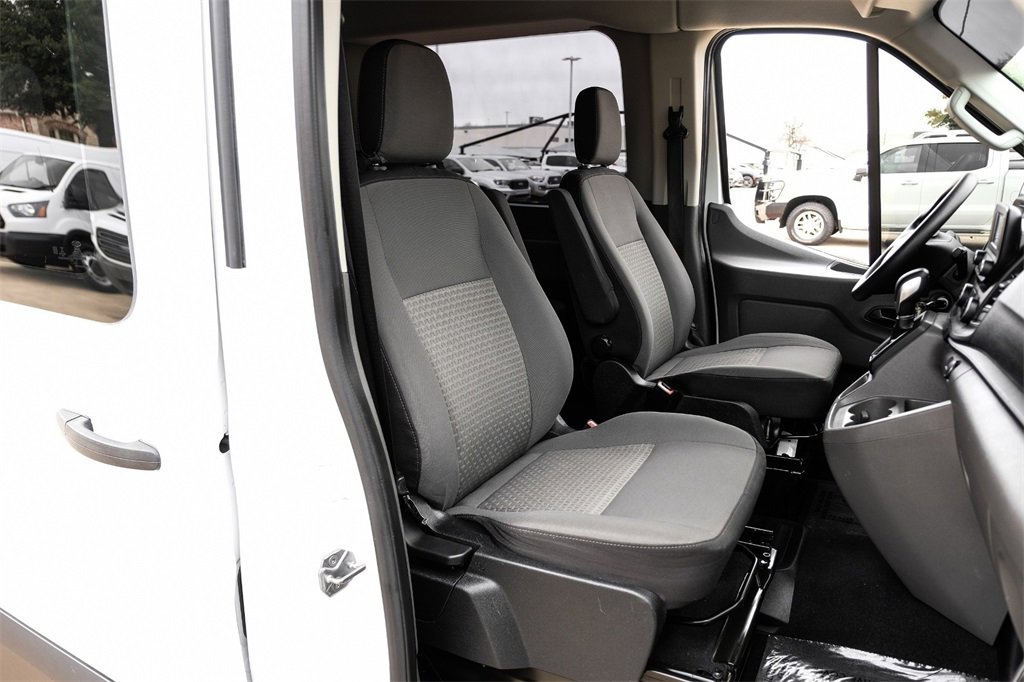 Used 2021 Ford Transit 350 XLT image 33