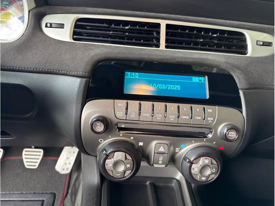 Used 2015 Chevrolet Camaro Z/28 image 24