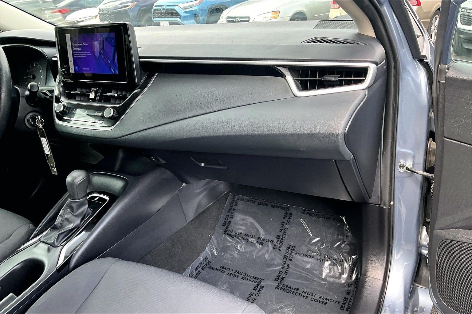Used 2025 Toyota Corolla LE FWD image 15