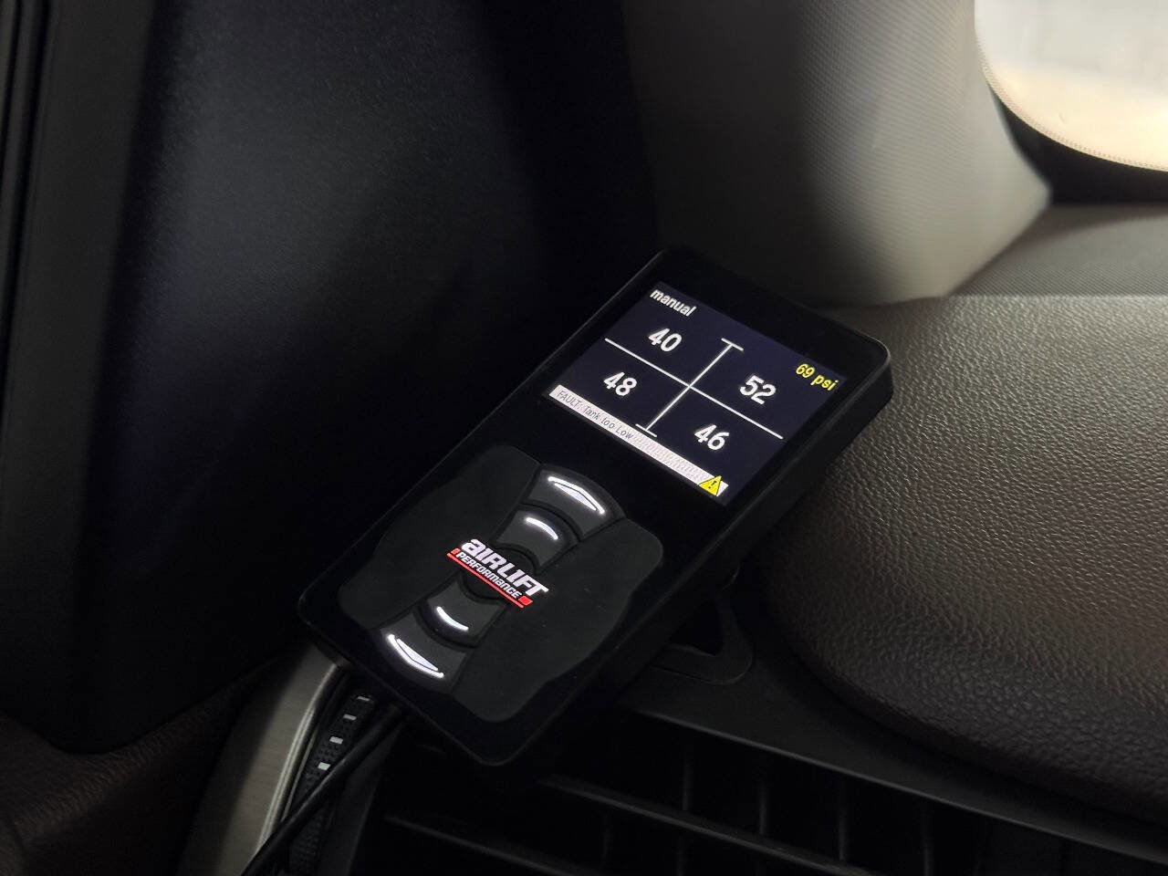 Used 2018 GMC Yukon XL Denali w/ Denali Ultimate Package AWD/4WD image 90