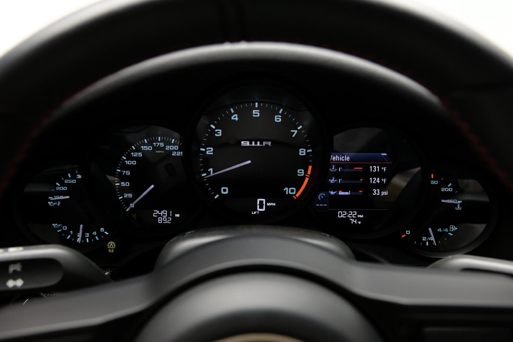 Used 2016 Porsche 911 R RWD image 18