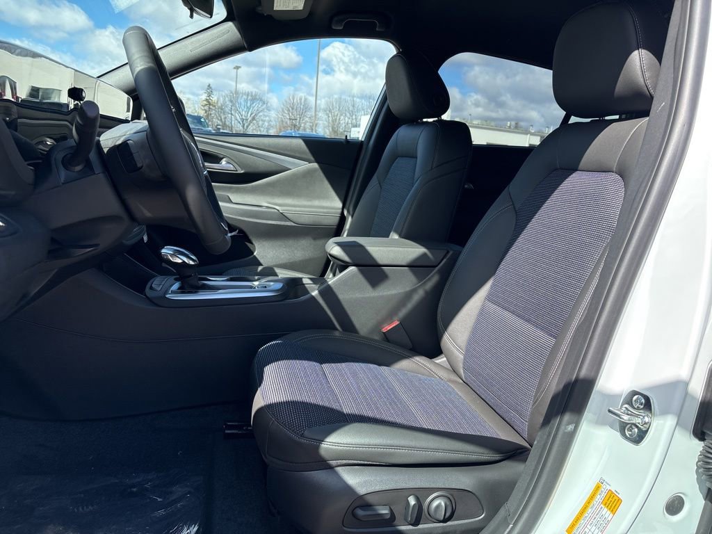 New 2026 Buick Envista Preferred w/ Convenience I Package image 8