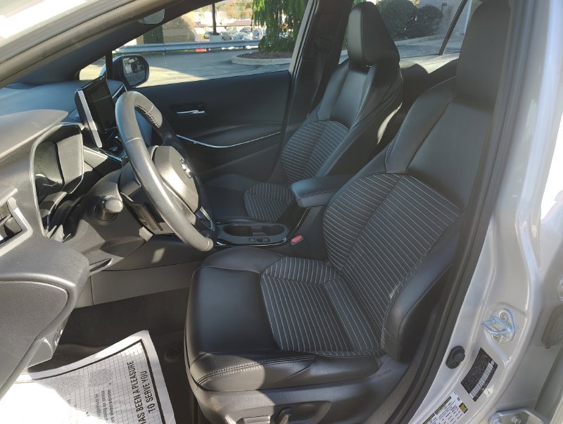 Used 2024 Toyota Corolla XSE FWD image 16