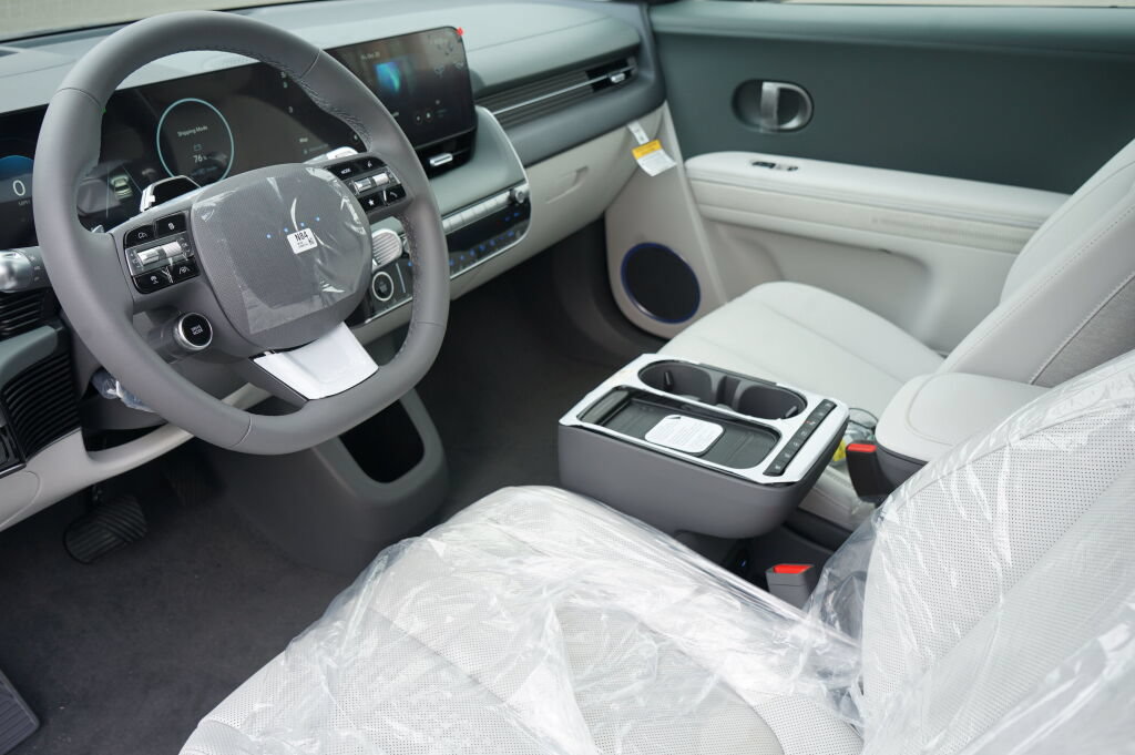 New 2027 Hyundai Ioniq 5 Limited AWD/4WD image 14