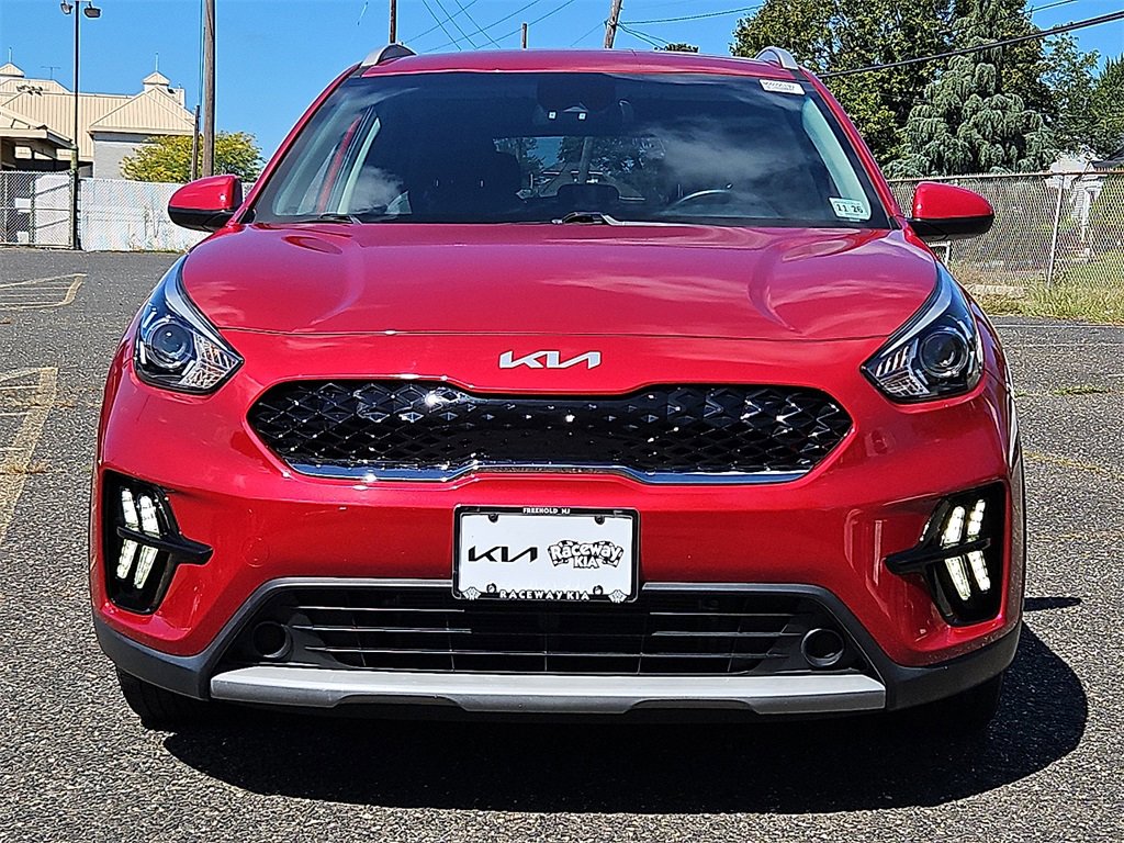 Certified 2022 Kia Niro LXS image 2
