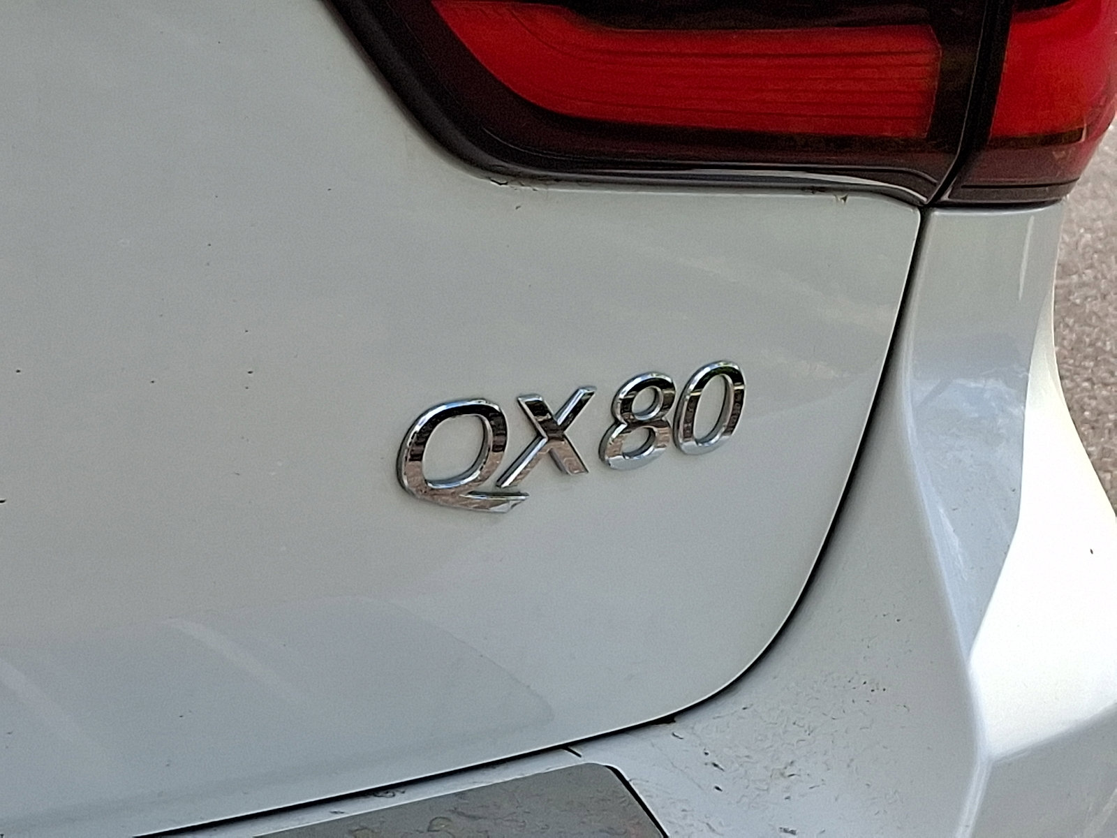 Certified 2024 INFINITI QX80 Premium Select w/ All-Season Package AWD/4WD image 33