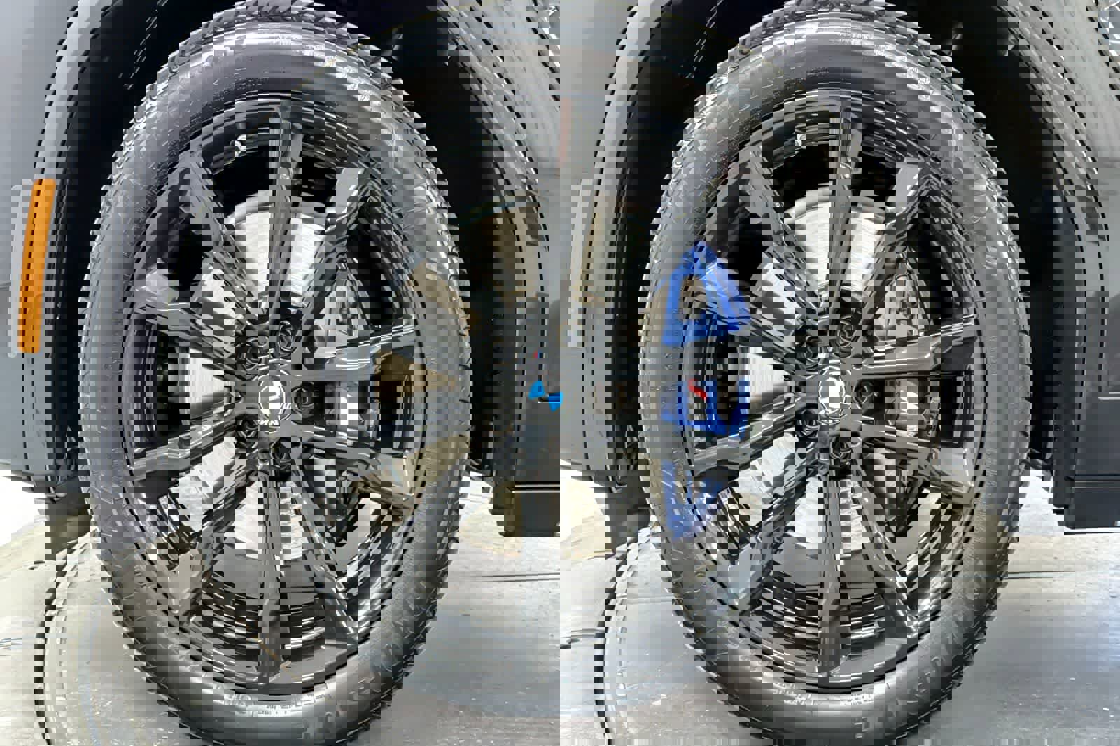 Used 2023 BMW X3 M40i w/ Premium Package image 27