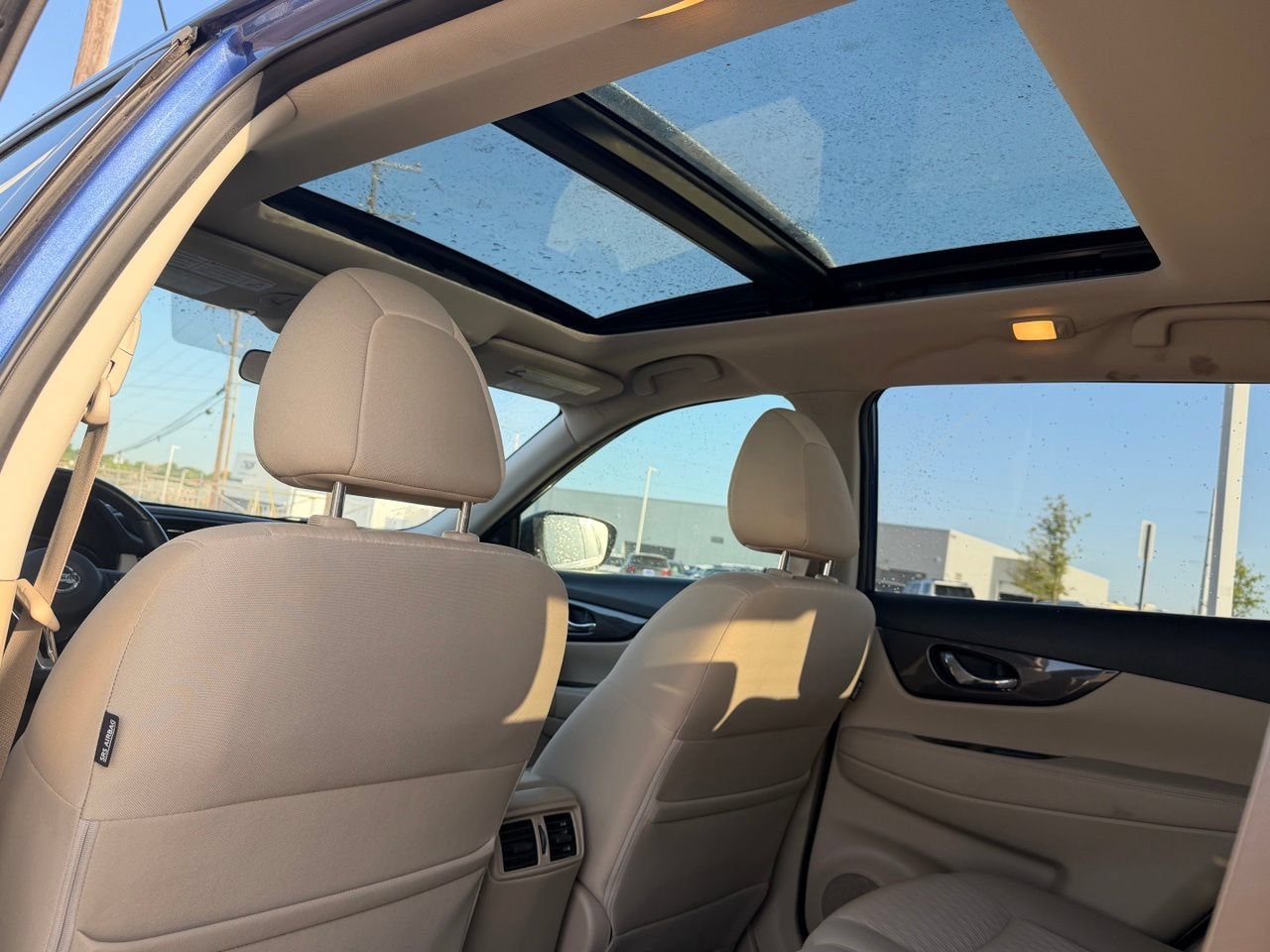 Used 2019 Nissan Rogue SV w/ Sun & Sound Touring Package FWD image 28