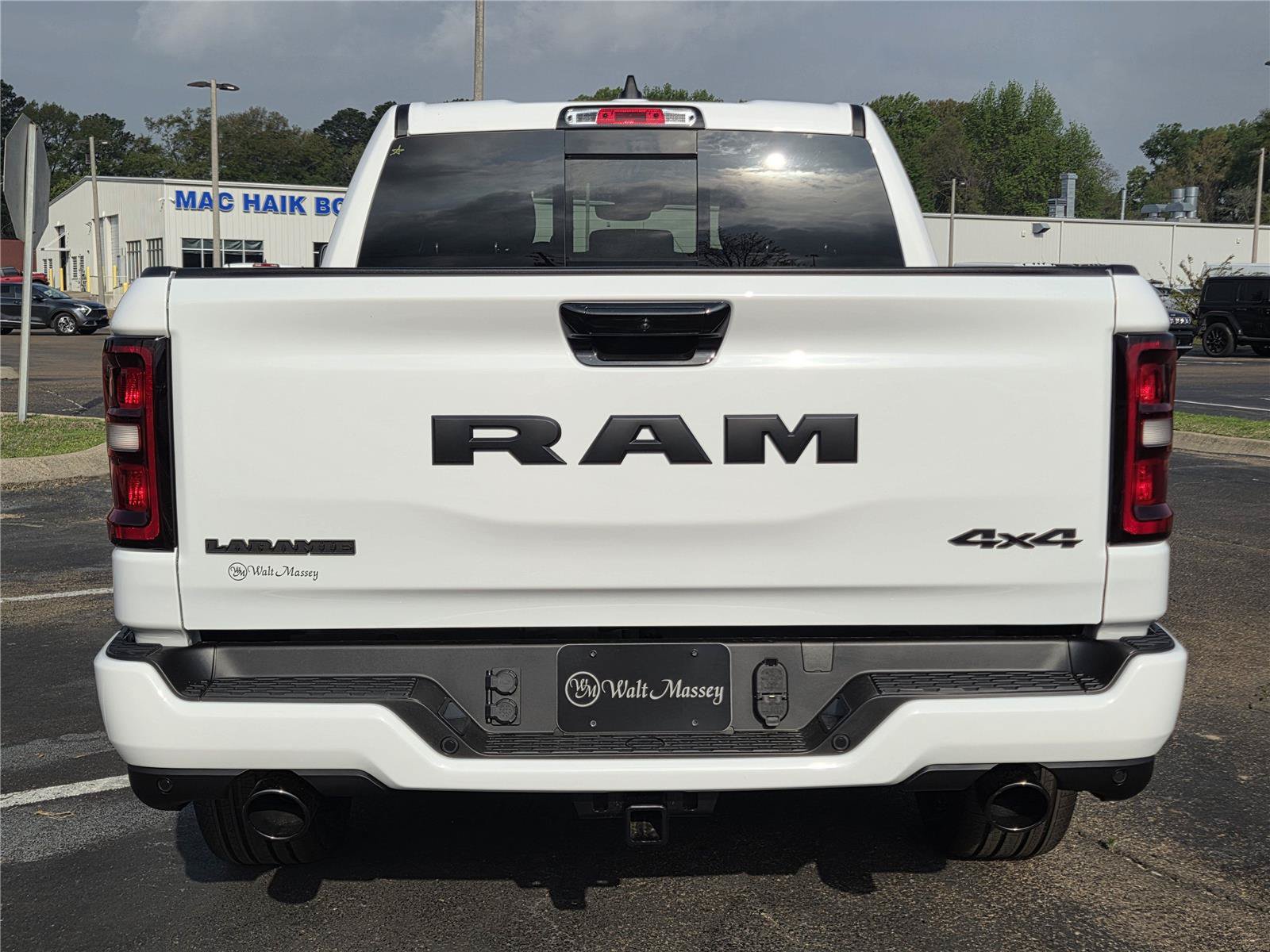 New 2026 RAM 1500 Laramie w/ Night Edition AWD/4WD image 6