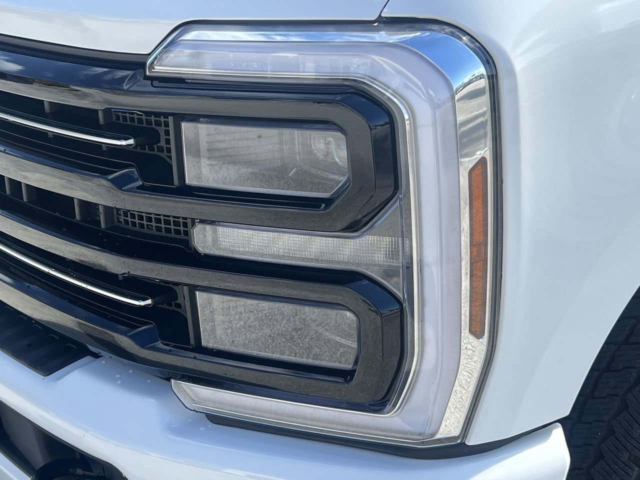 New 2026 Ford F250 Platinum w/ FX4 Off-Road Package image 6