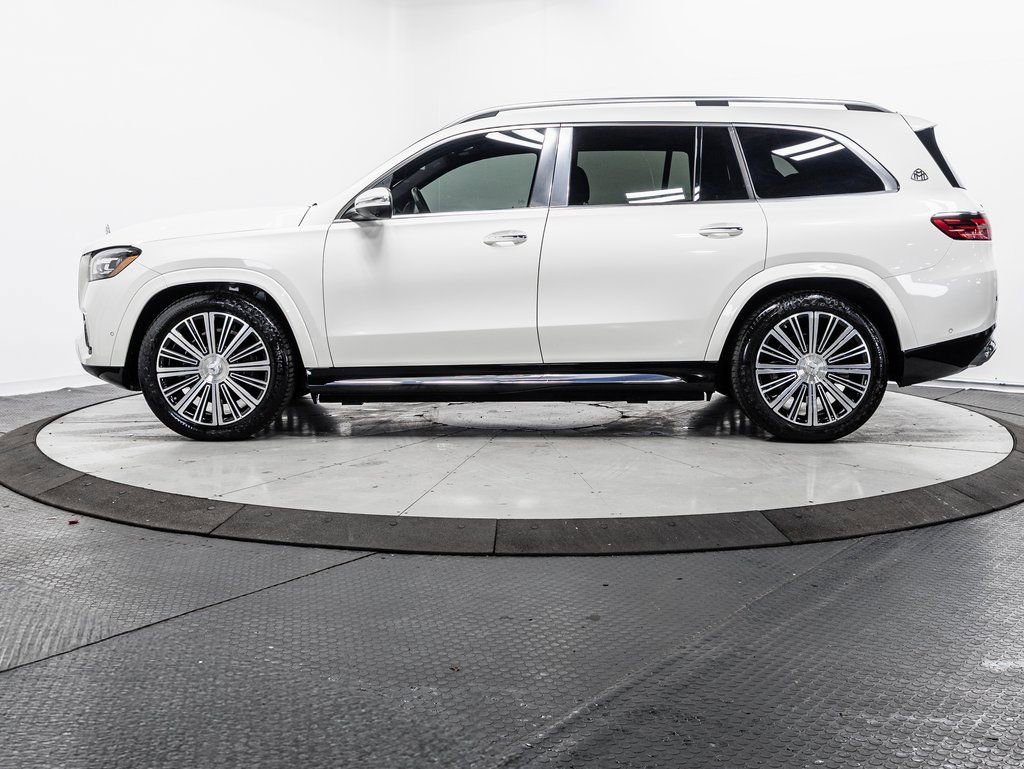 Used 2024 Mercedes-Benz Maybach GLS 600 4MATIC image 4