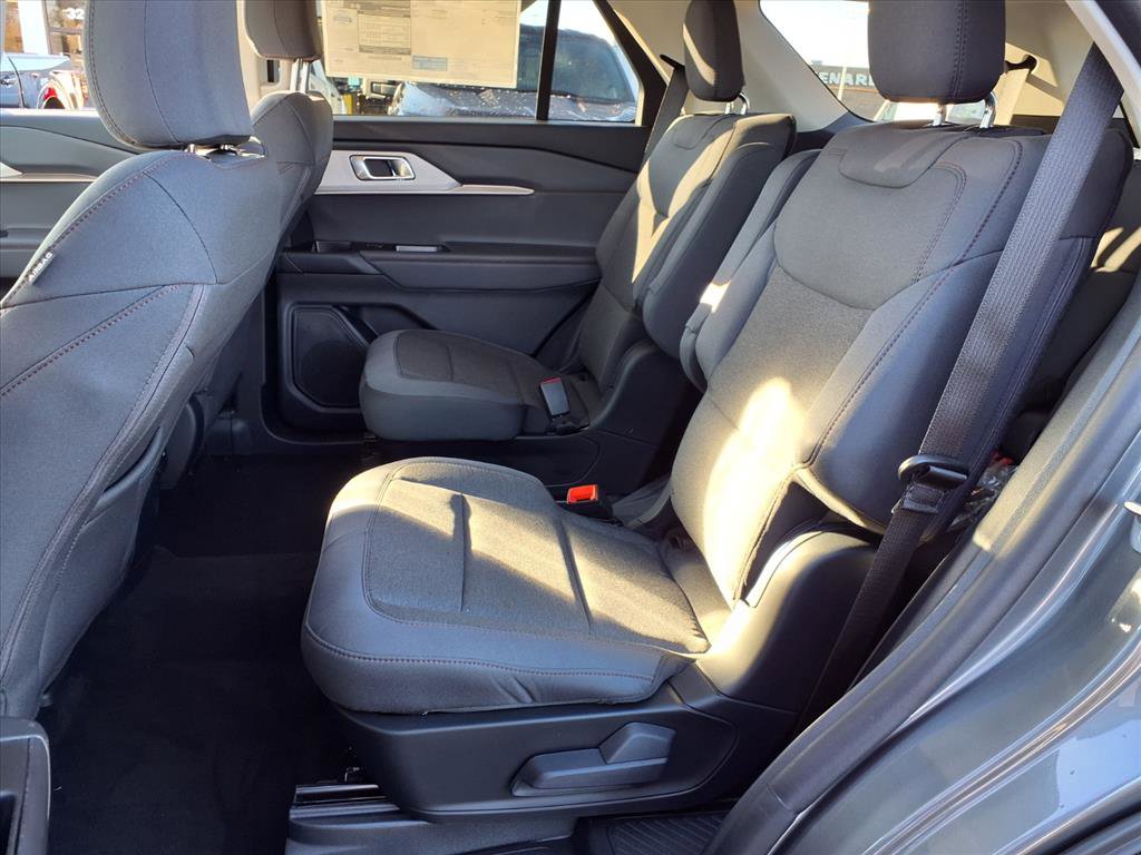 New 2026 Ford Explorer Active image 6