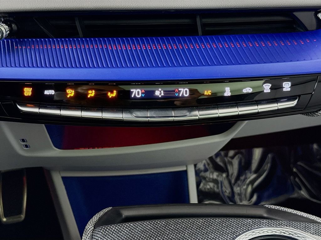 Used 2025 Cadillac Optiq Sport 1 image 16