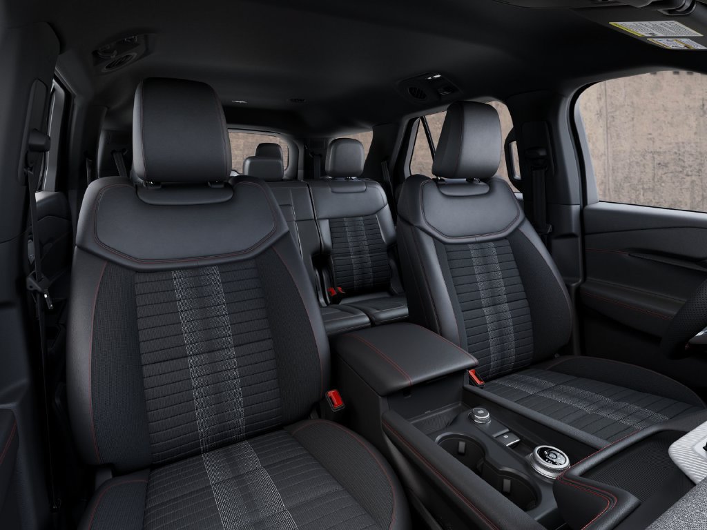 New 2027 Ford Explorer ST-Line w/ Premium Package RWD image 10