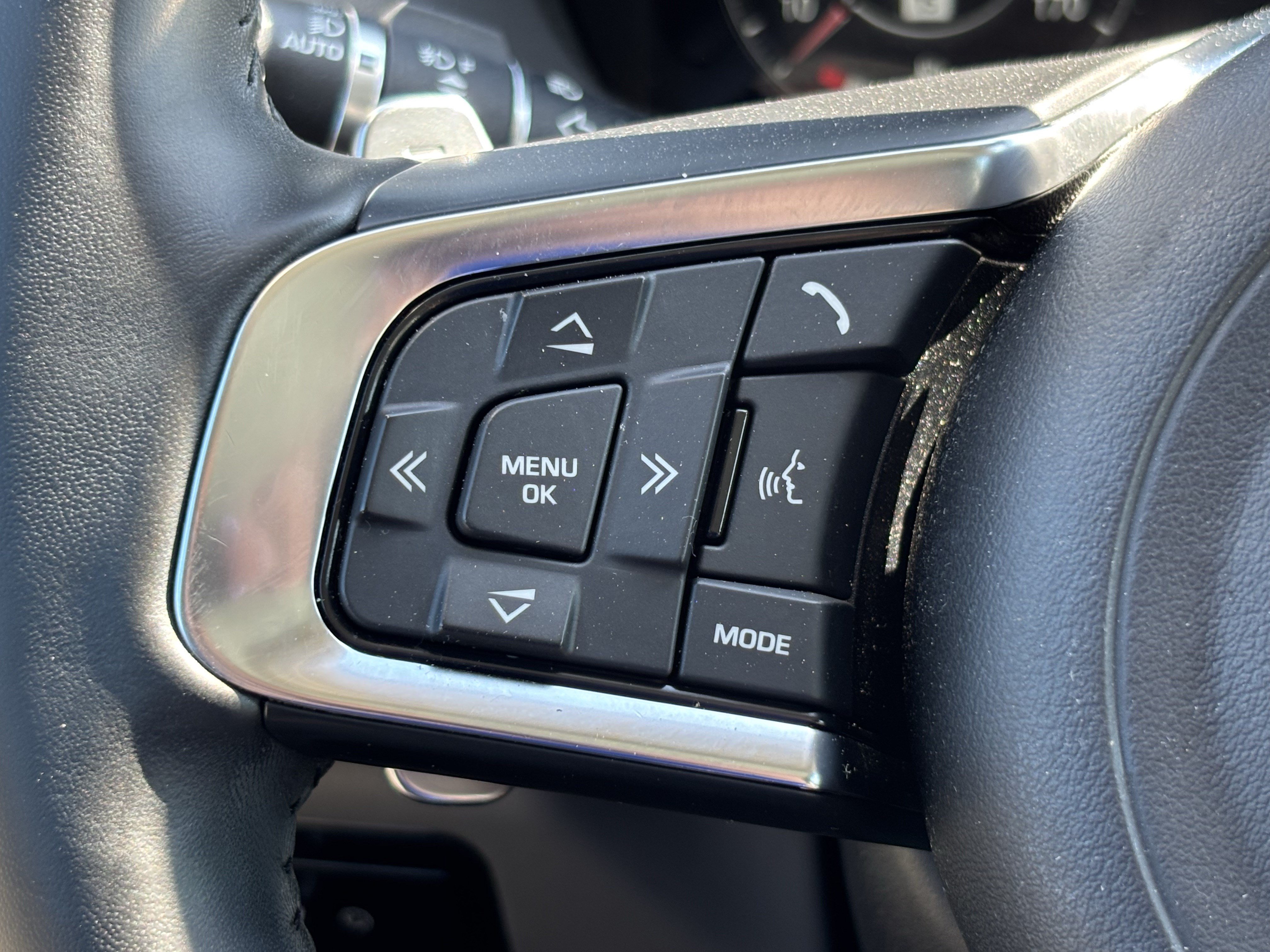 Used 2019 Jaguar F-PACE R-Sport AWD/4WD image 19