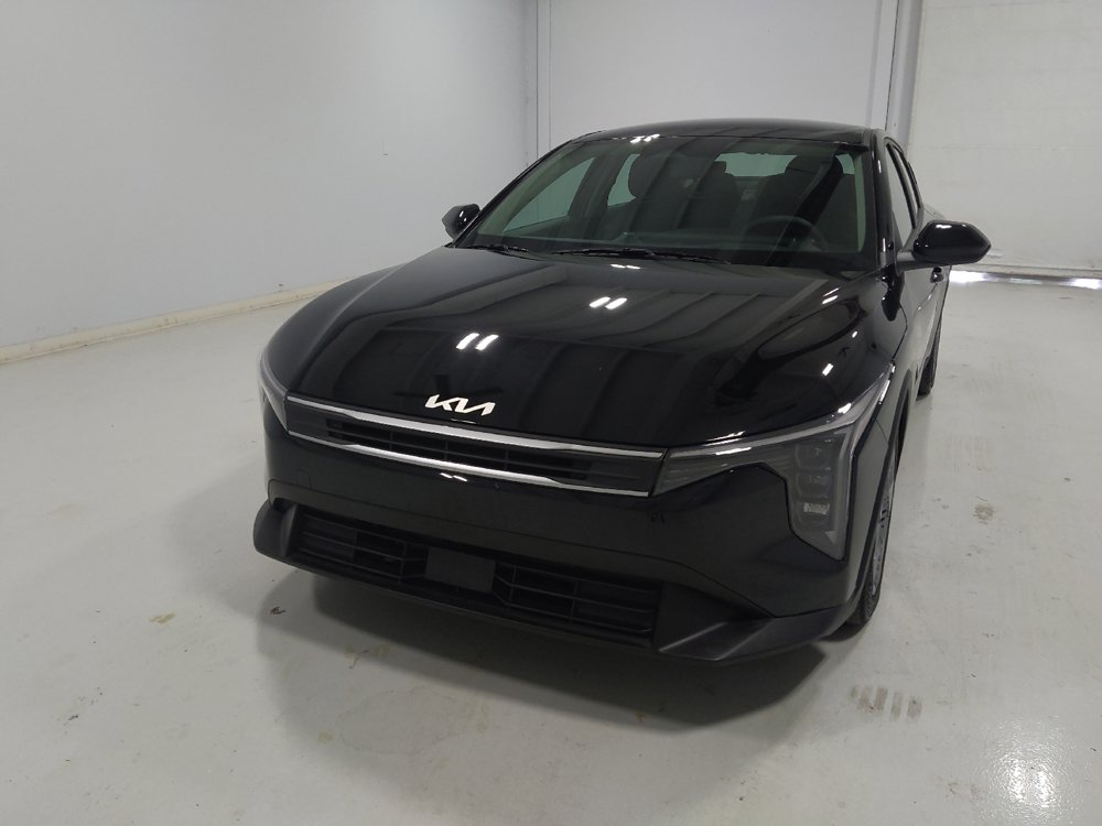 Used 2025 Kia K4 FWD image 15