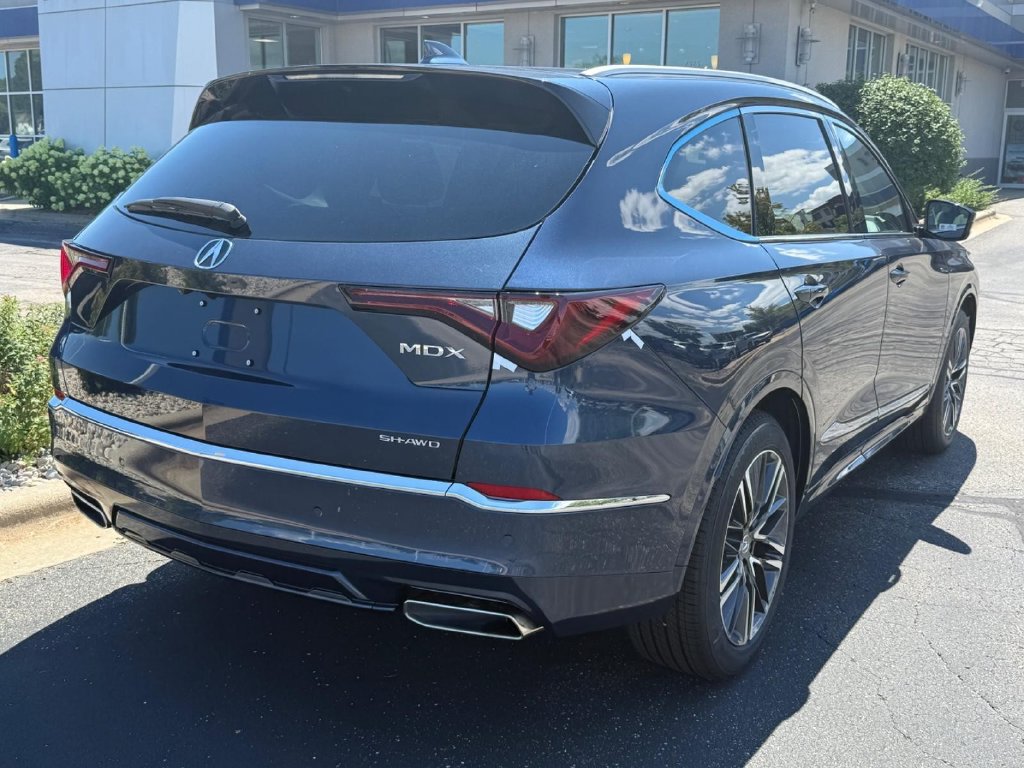 New 2026 Acura MDX w/ Advance Package AWD/4WD image 3