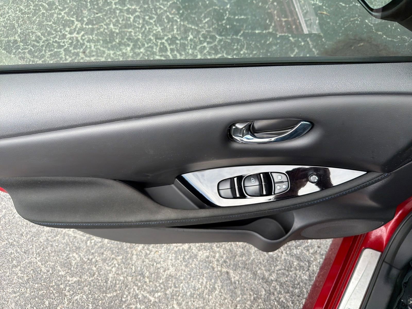 Certified 2023 Nissan Leaf SV Plus image 21